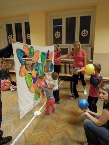 Hravé cvičení pro děti a rodiče - 7.11.2013